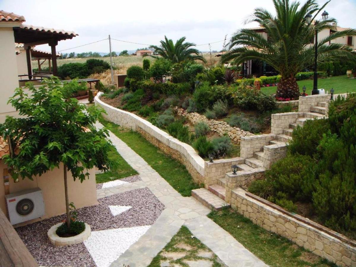 Porto Thea Alexandra Shared Pool Villa, Afytos Exterior photo